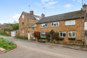 Cumberford Hill Bloxham